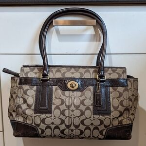 Coach Hampton Signature Canvas Tote/Shoulder Bag With Leather Trim Beige/Brown